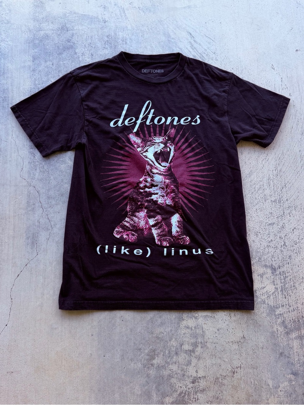 Deftones (Like) Linus Short Sleeve Band Tee - Black